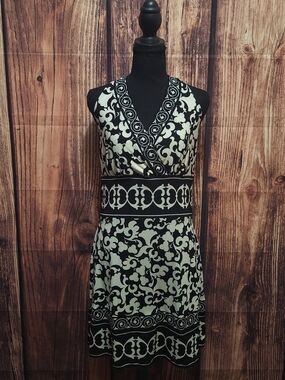 White House Black Market Black and White Patterned Backless Dress Size M